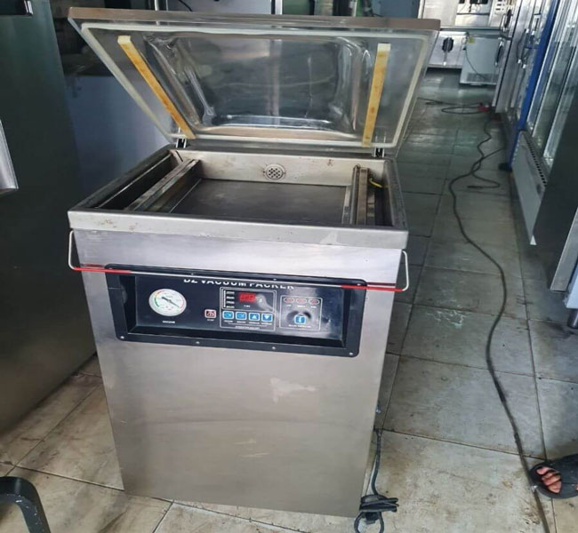 Chạy thử máy hút chân không sau sửa chữa