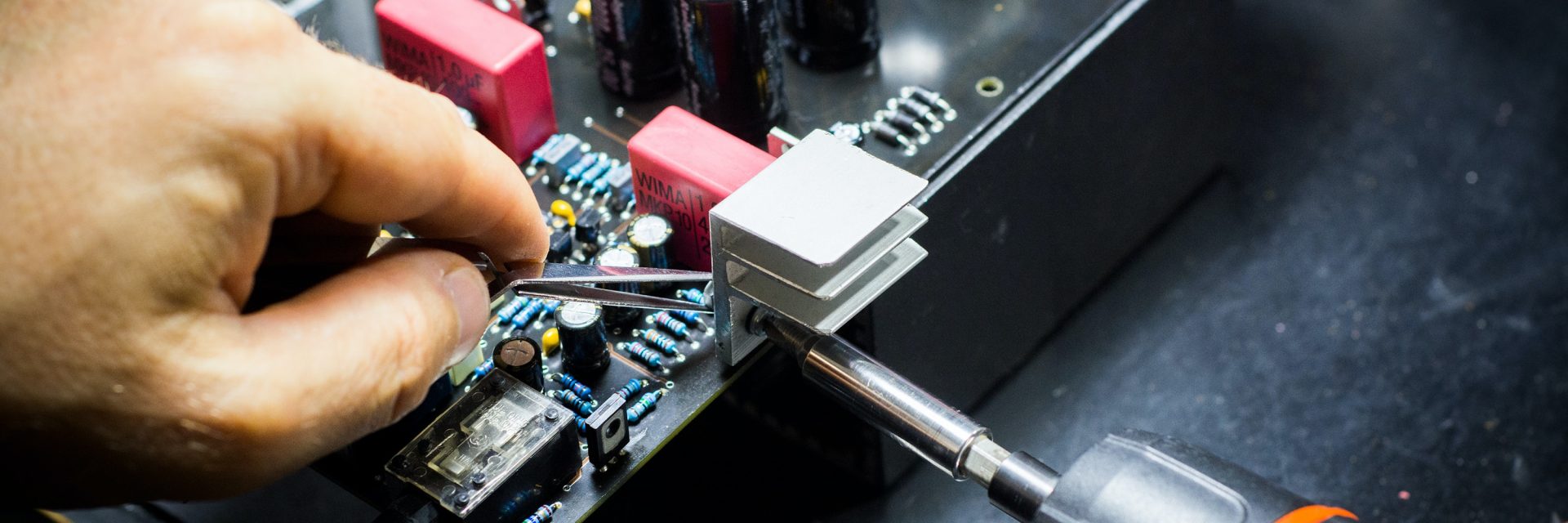 Sửa mạch main máy quang phổ