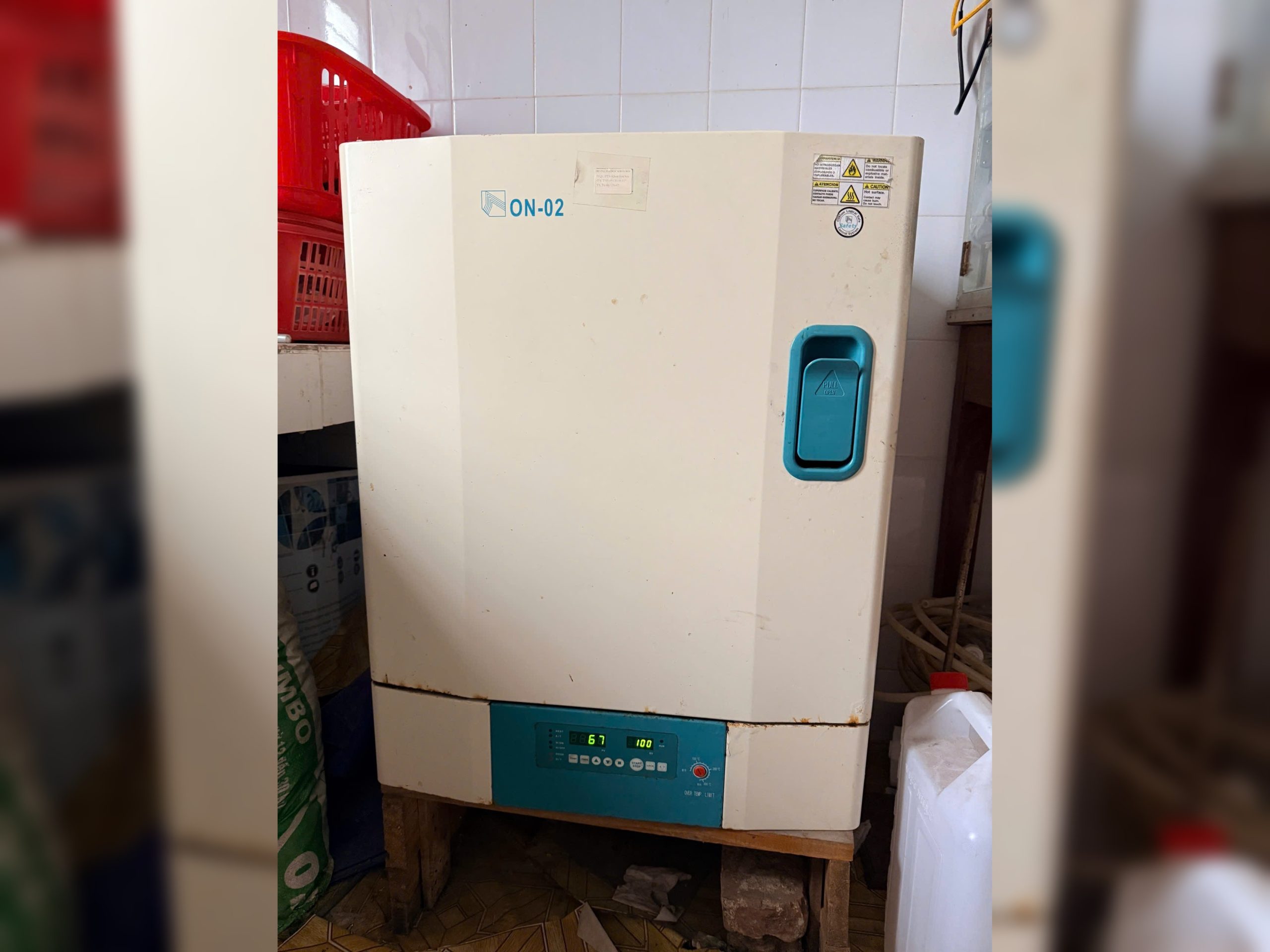 sửa chữa tủ sấy quá nhiệt