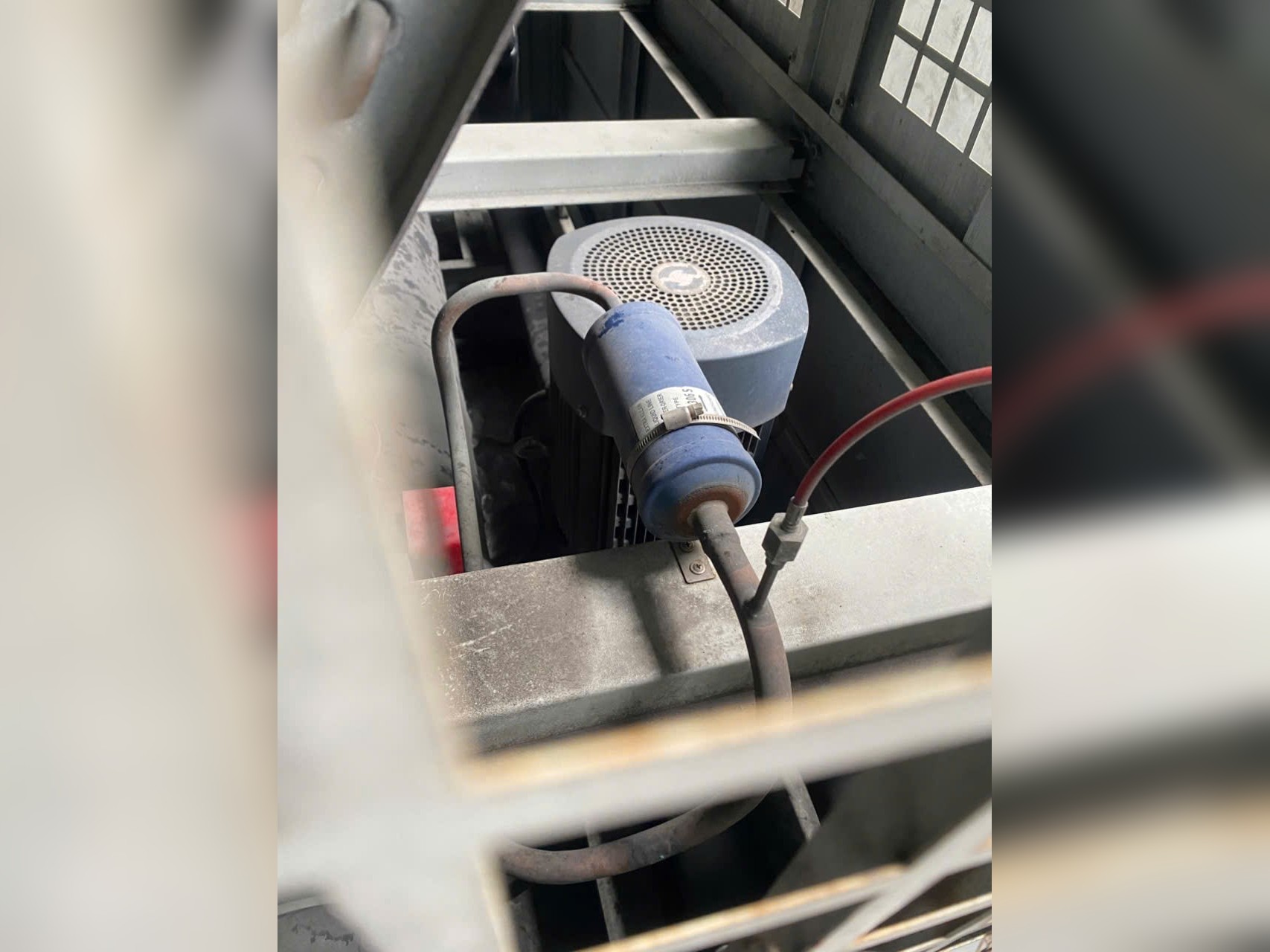 Sửa chữa chiller công nghiệp: 5 dấu hiệu cần gọi kỹ thuật ngay - Ảnh 5